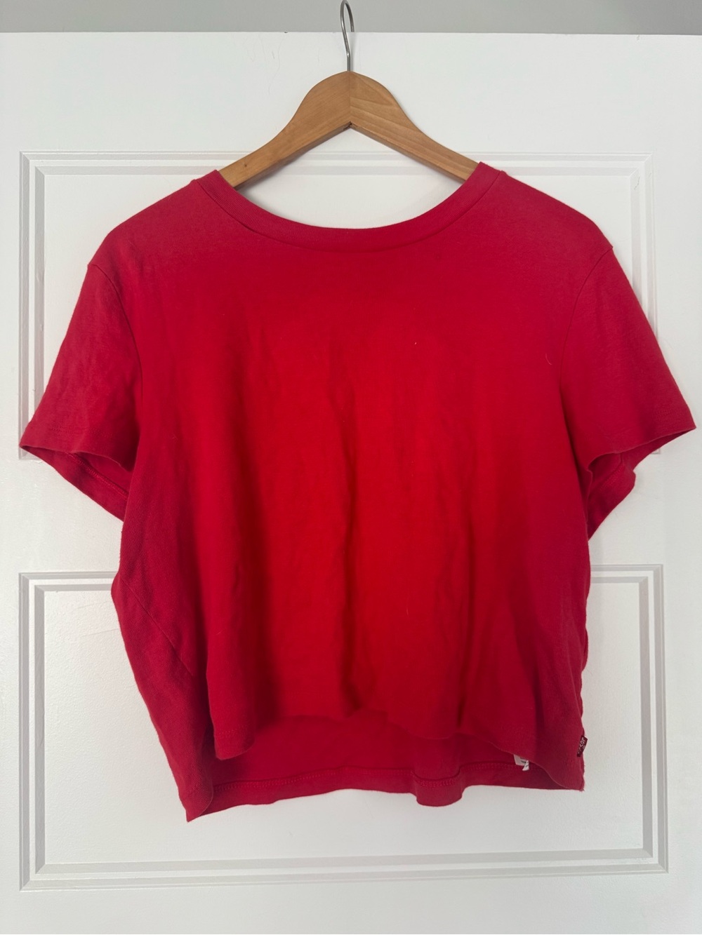 Levi’s Cropped T-Shirt | Women’s | Casual Basic | Excellent Condition